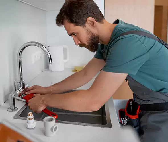 Professional Faucet Replacement Specialist in Davie, FL: Schedule Affordable Faucet Replacement Services with Us