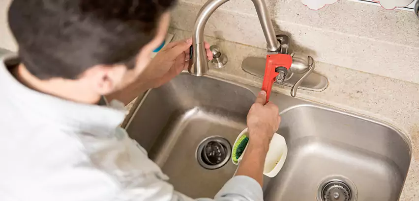 Faucet Repair in Davie